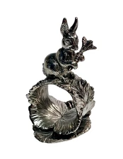 Reed & Barton 1824 Collection Silver Plate Figural Rabbit w/Carrot Napkin Ring