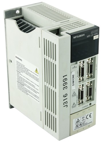 3991 MITSUBISHI AC SERVO MOTOR 2.6A 200-230V 50/60HZ MR-J2-40A-S12 - 第 4/5 張圖片