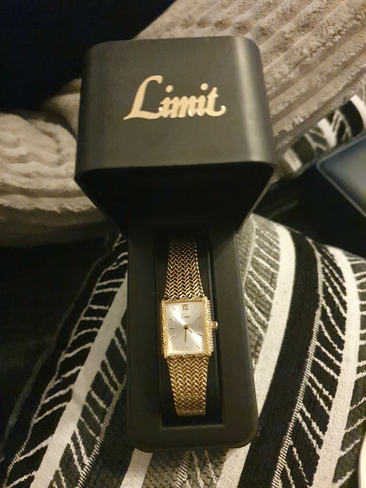 Stylish and Functional Watches for Every Occasion-image