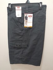 Mens Size 48 Wrangler 10" Inseam Relaxed Fit At The Knee Shorts