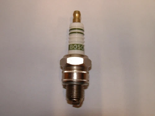 BRITISH ANZANI 65 OUTBOARD MARINE BOSCH = NGK B6HS SPARK PLUG