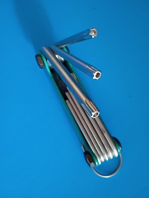 Heavy Duty Torx Fold -up Tool (security torx-with hole in the tips)