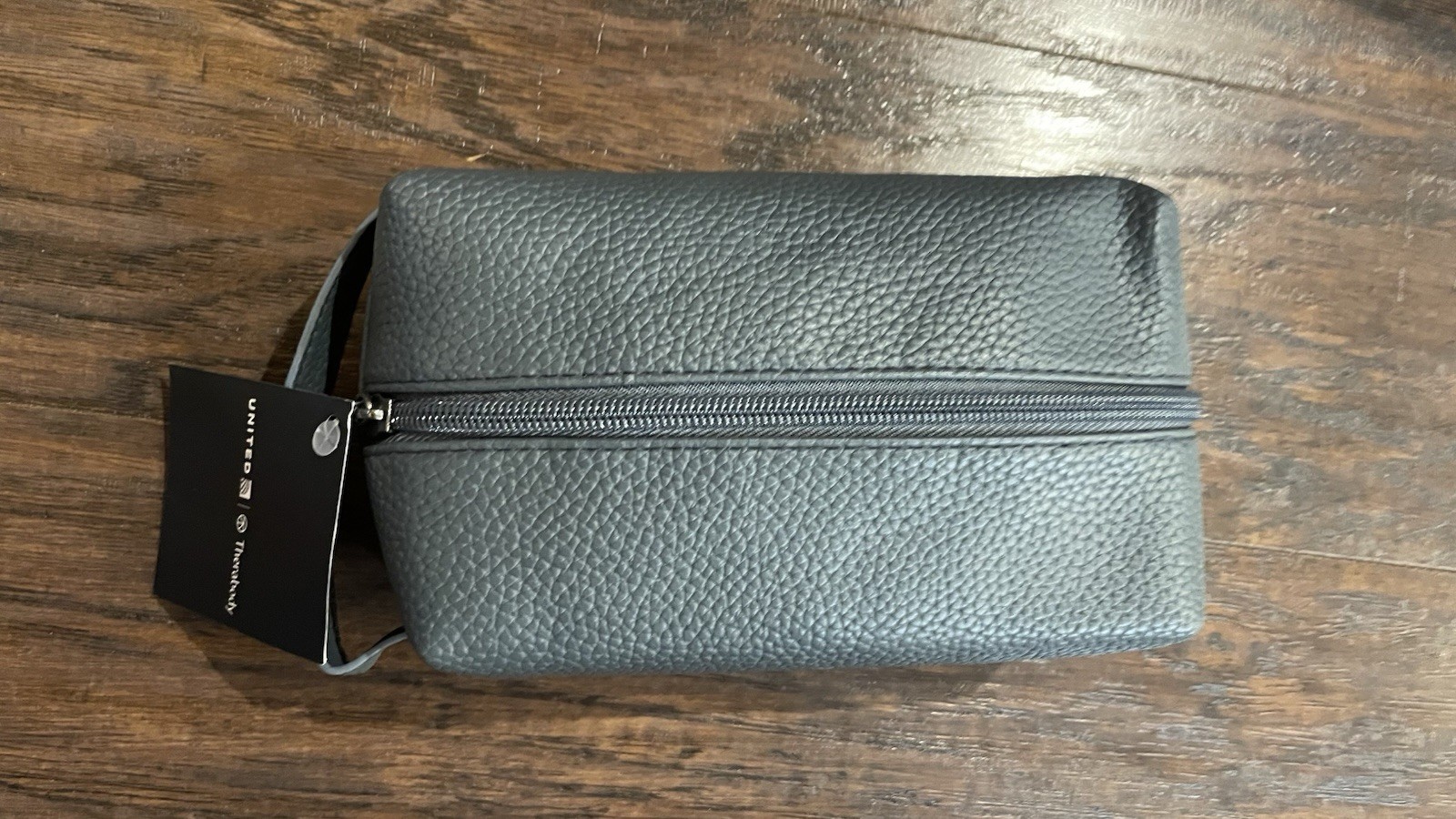 NEW United Airlines - Business Class - Therabody Amenity Travel Kit Bag - Blue