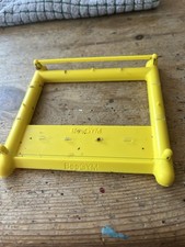 Bee Keeping Bee Hive BeeGym for Beekeeping varroa treatment chemical free