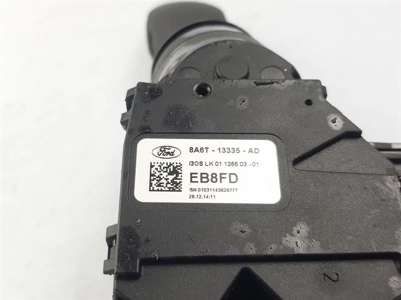 Ford Fiesta 2015 indicador tallo lado del pasajero derecho 8A6T13335AD Foto 3 de 4