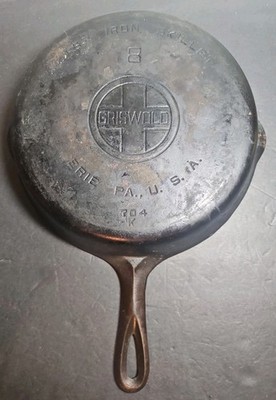 Vintage Griswold #8 Cast Iron Skillet 704 K   Erie, PA, USA. FREE SHIPPING 