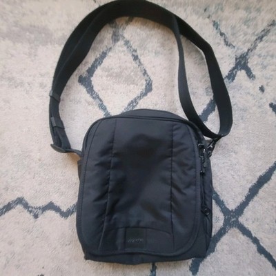Pacsafe Metrosafe LS Anti-Theft Travel Medium Crossbody Bag  Black RFID