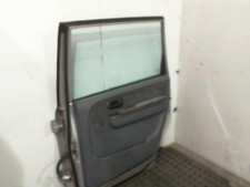 Porte arrière et accessoires Hyundai TRAJET