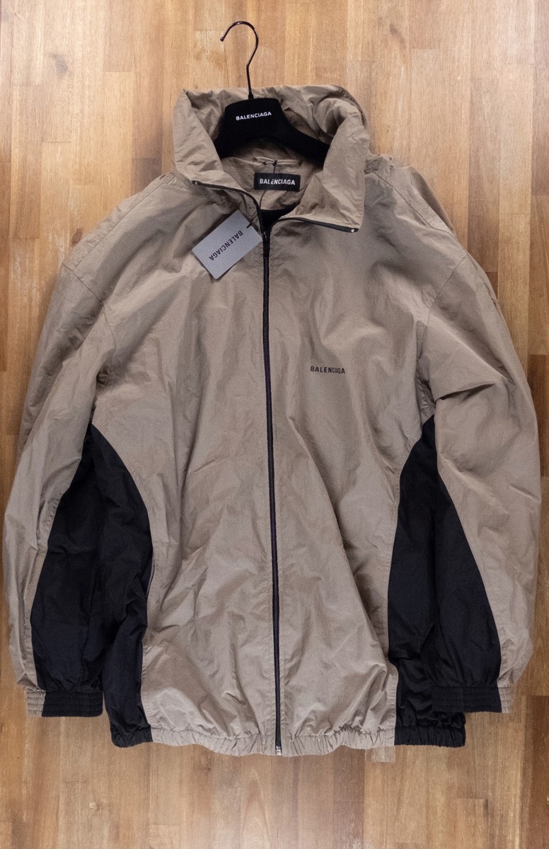 $1525 BALENCIAGA Enveloppe oversized crinkled technical nylon