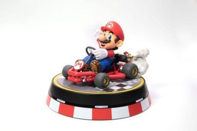 FIRST 4 FIGURES MARIO KART PVC COLLECTORS EDITION 22CM