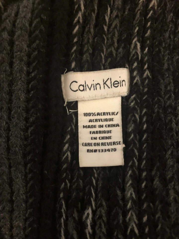 Мужской шарф Calvin Klein черный/серый в полоску широкий трикотаж с бахромой один размер - Изображение 4 из 4