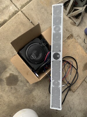 Brand new wet sounds Ultra 10 Amplified sound bar and As6