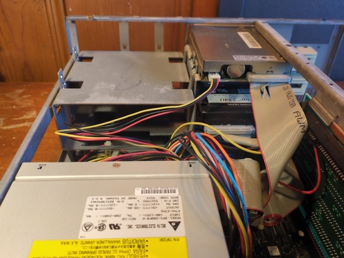 IBM PS/ValuePoint 433SX/D Read Description For Details - Picture 9 of 24