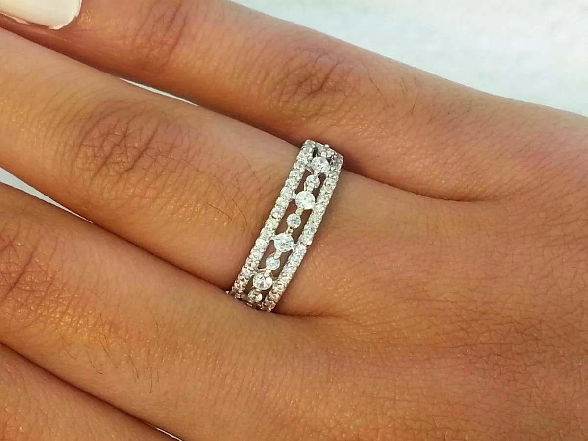 Anniversary bands hotsell white gold