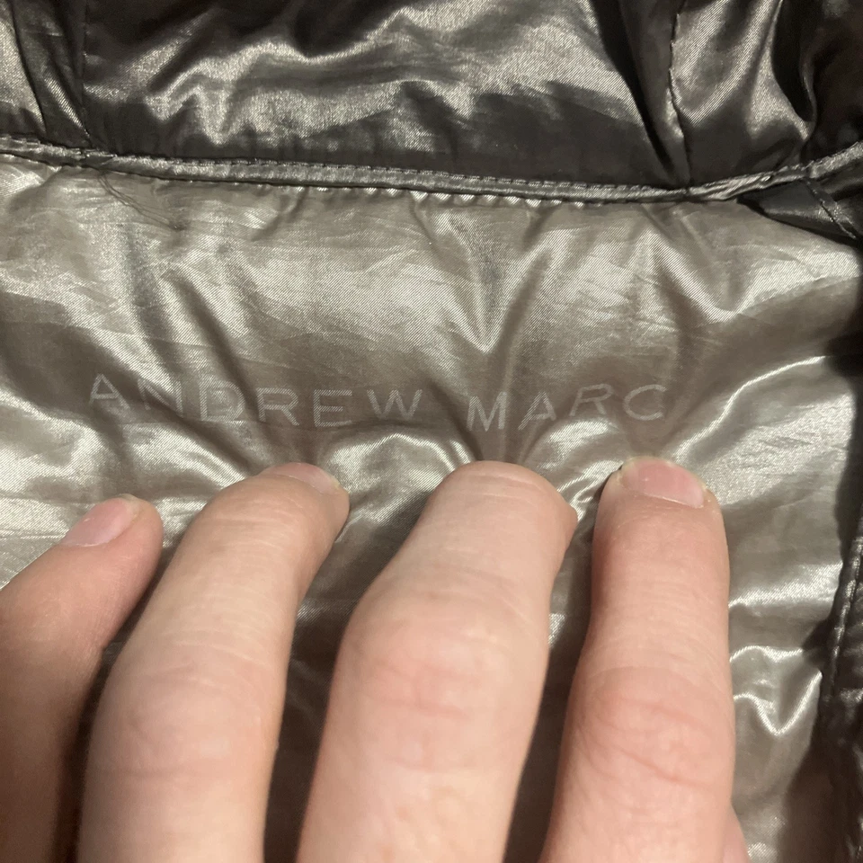 Chaqueta acolchada Andrew Marc Premium acolchada gris con capucha cremallera completa S Foto 2 de 4