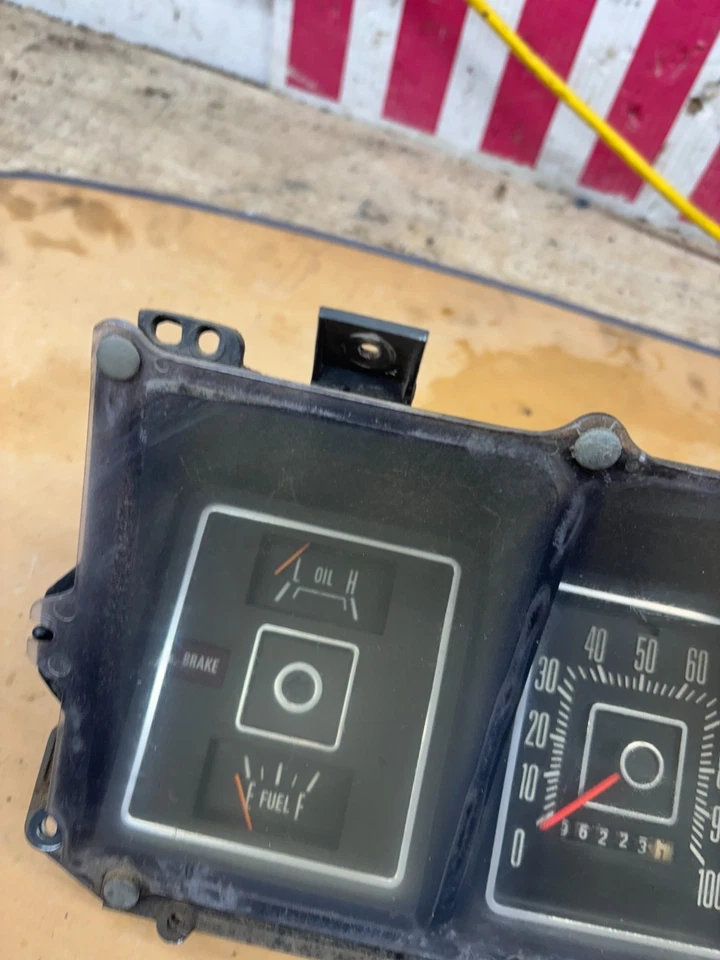 1973 1977 FORD F250 F150 F350 BRONCO GAUGE CLUSTER Medidores OEM Speedo VELOCIDADE - Imagem 3 de 4