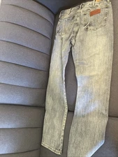 Men’s Wrangler Retro Slam Boot 33 x 34 Size Jeans Blue Denim