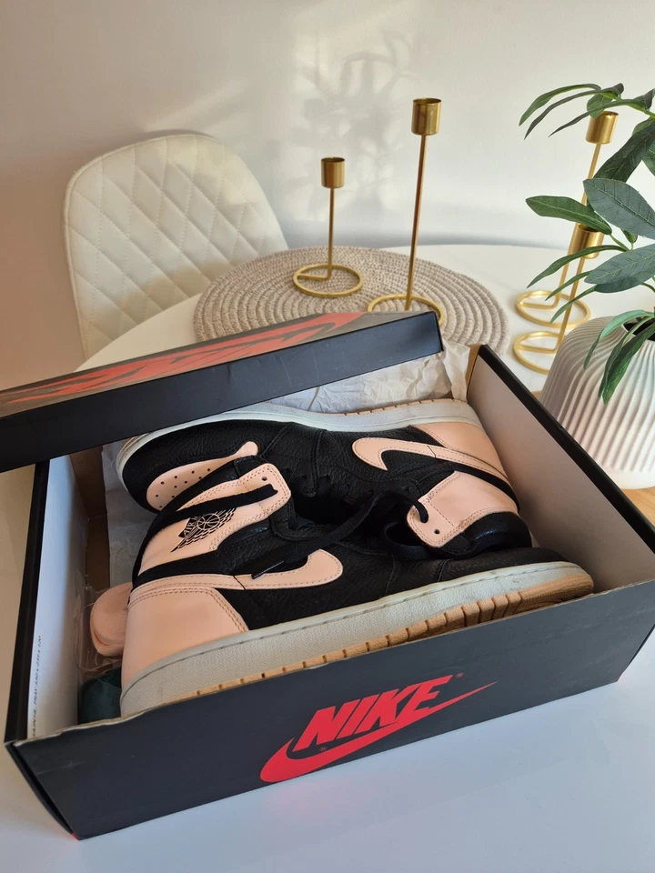 Nike Air Jordan 1 Retro High OG Crimson Tint UK 10, photo 4 of 5