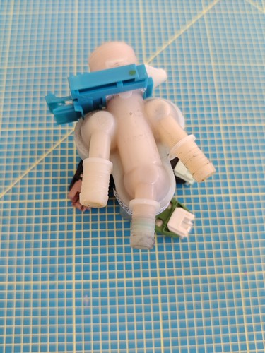 AEG L88409FL2 Waschmaschine Wasserrinne mit Magnetventil 1325021002 4055125225