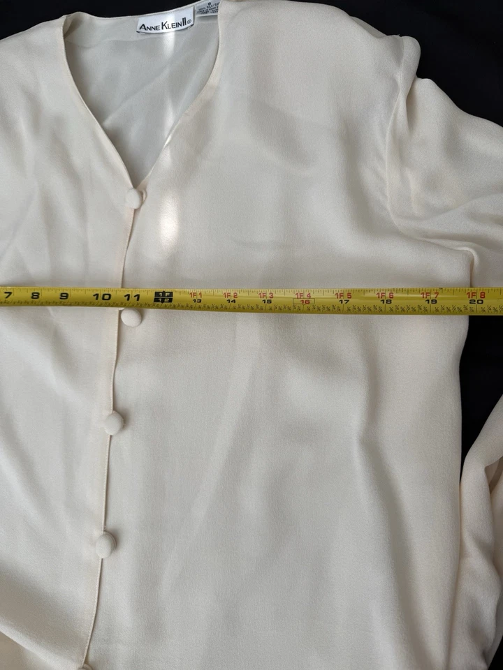 Camisa Blusa Vintage Anne Klein ll 100% Seda Crema/Marfil Botón Talla 8 Nueva con Etiquetas Foto 4 de 4