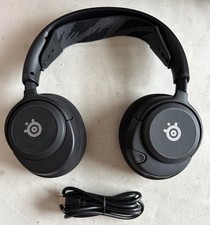 SteelSeries Arctis Nova 3 Multi-Platform Gaming Headset PC PS5 Xbox - Black