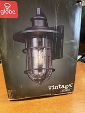 Globe electric 44308 Turner 1-Light Black Outdoor Wall Lantern Sconce