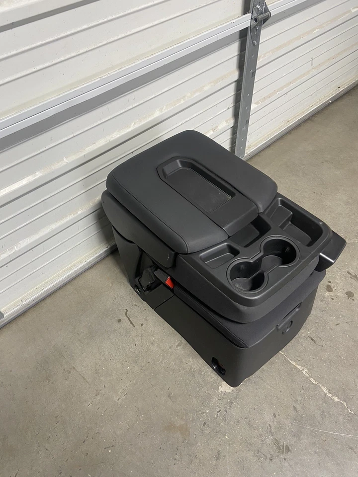Chevrolet Silverado GMC Sierra Tahoe 2019-2025 consola central asiento de salto almacenamiento Foto 2 de 4