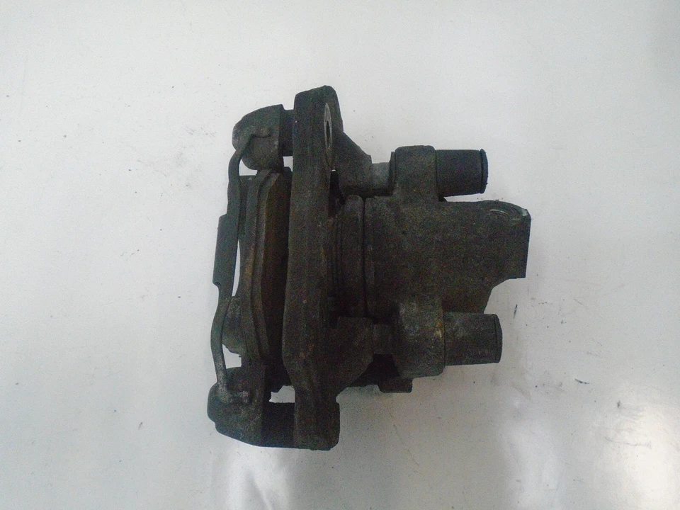 1996-1999 BMW 328i E36 Rear Left Driver Side Brake Caliper OEM YD200146 - Image 2 of 4