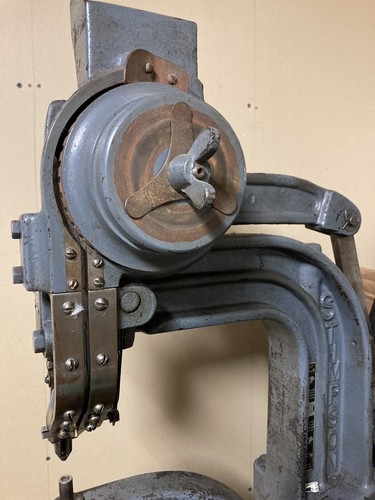 Stimpson – Auto Feed Grommet Rivet Pedal Machine | eBay