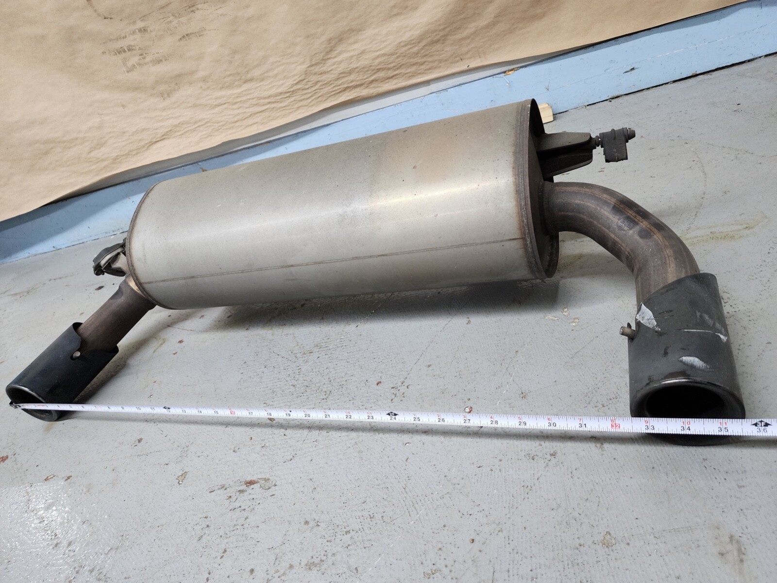 20142016 BMW M235i F22 F23 REAR DUAL EXHAUST PIPE BLACK TIPS MUFFLER M