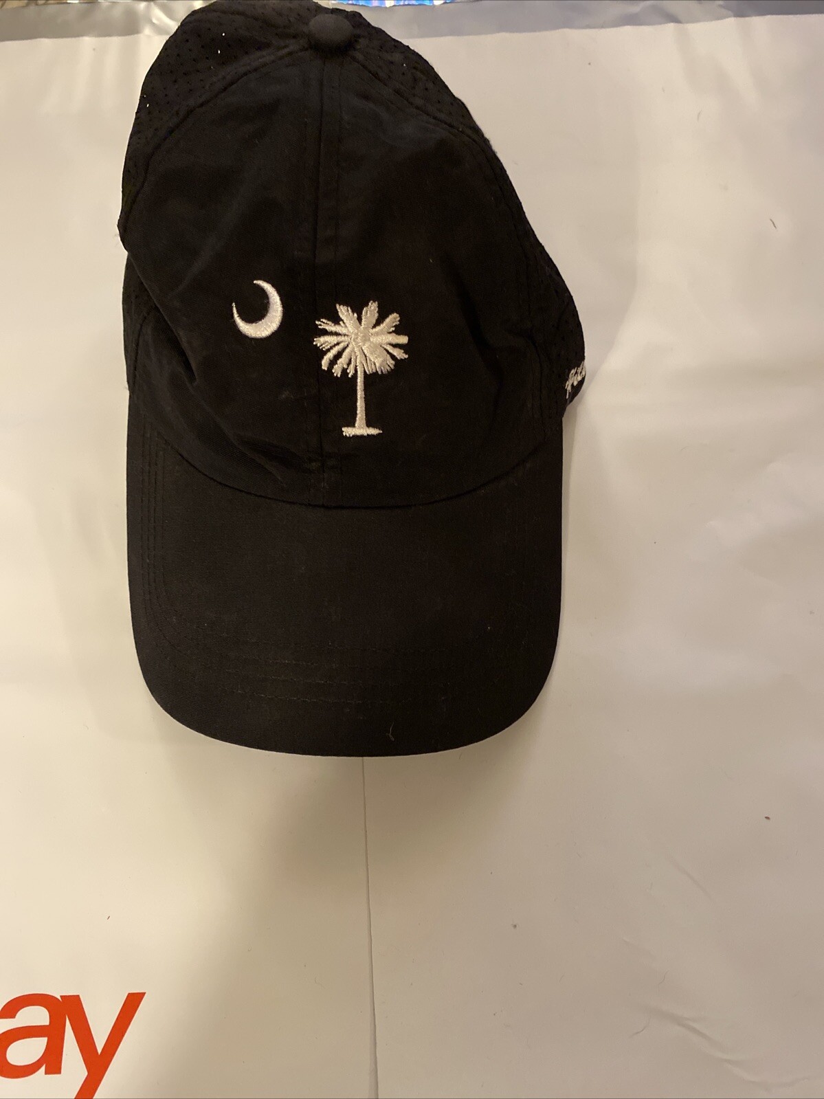 Cap America - Flag of South Carolina Black Baseball Cap - Mesh Back