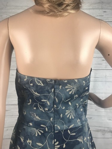 NWT Strapless Dress Size 9 Blue Chambray Denim Floral Embroidery Sexy Casual - Picture 10 of 12