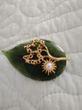 Exceptional 14K Gold Pearl and Heavy Carved Jade Leaf Brooch Artist Signed 