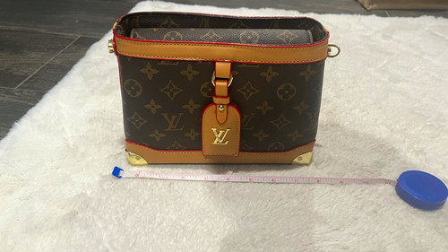 BOUJEE ON A DIME REHOMING Small Box Crossbody Zip Bag Detach Strap Brown