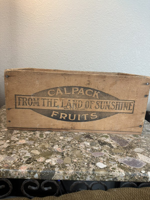 Sugar Drop Peaches CalPack CA USA The Land of Sunshine Wood Crate Box 15.5x9.5x7