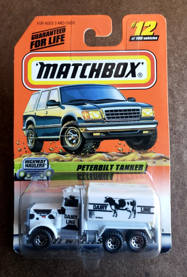 VTG 1998 Matchbox PETERBILT TANKER White Highway Hauler 12 Milk Dairy Line Truck - Image 2 of 4