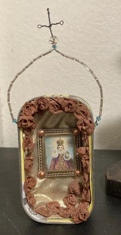 Esperanza 1998 Folk Art Sardine Tin Can Catholic Religious Shrine 7” Ornament