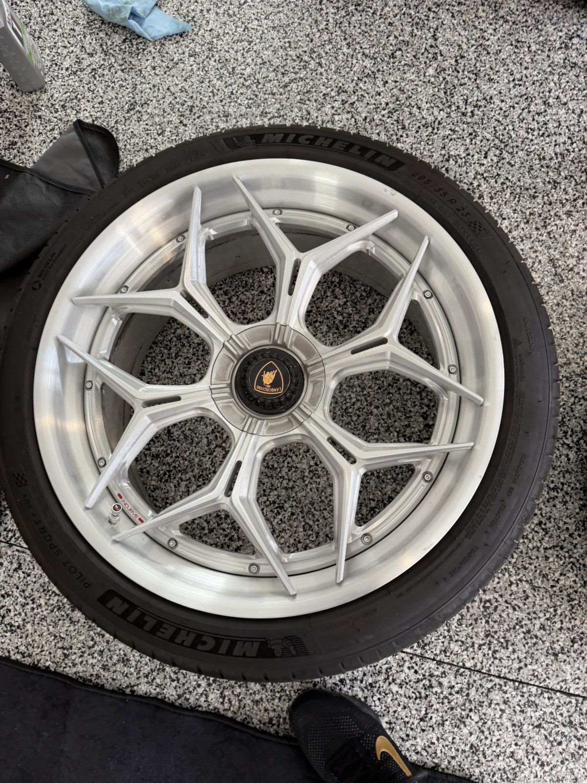 23" Lamborghini Urus S SE Performante Forged Concave Incurve Wheels - Centerlock