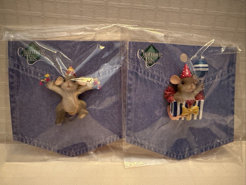 Charming Tails Happy Birthday Present 10 Yr Anniversary Shirt Lapel Pin Set 2
