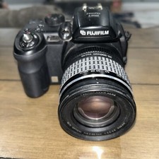 Fujifilm FinePix S9000 Black 9.0 MP Compact Digital Camera - R