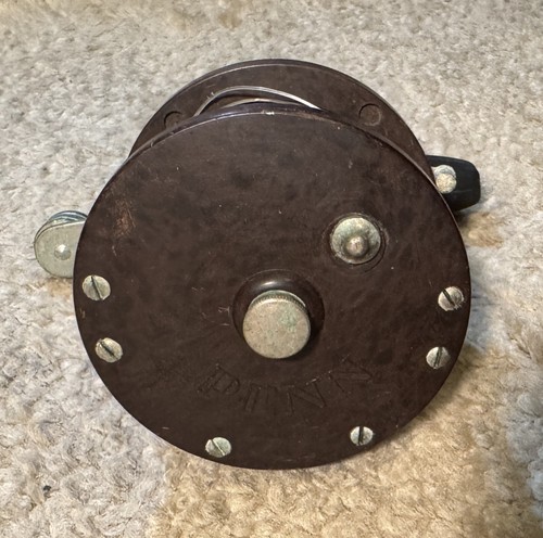 Penn No. 85 Vintage Saltwater Baitcasting Fishing Reel - Picture 2 of 5