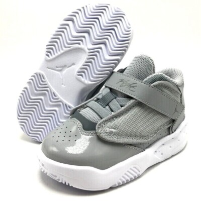 Nike Air Jordan Max Aura In Cool Grey | Kleinkind UK 4,5