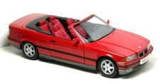 1:18 Maisto BMW 325i '93 Convertible