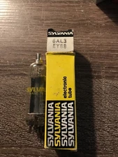 6GN8 / 6EB8 NOS vacuum tube Sylvania