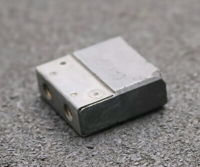 CARBONE Block-Kohlebürste ohne Litze EG3397B 25x10x25,3mm (t x a x r) unbenutzt