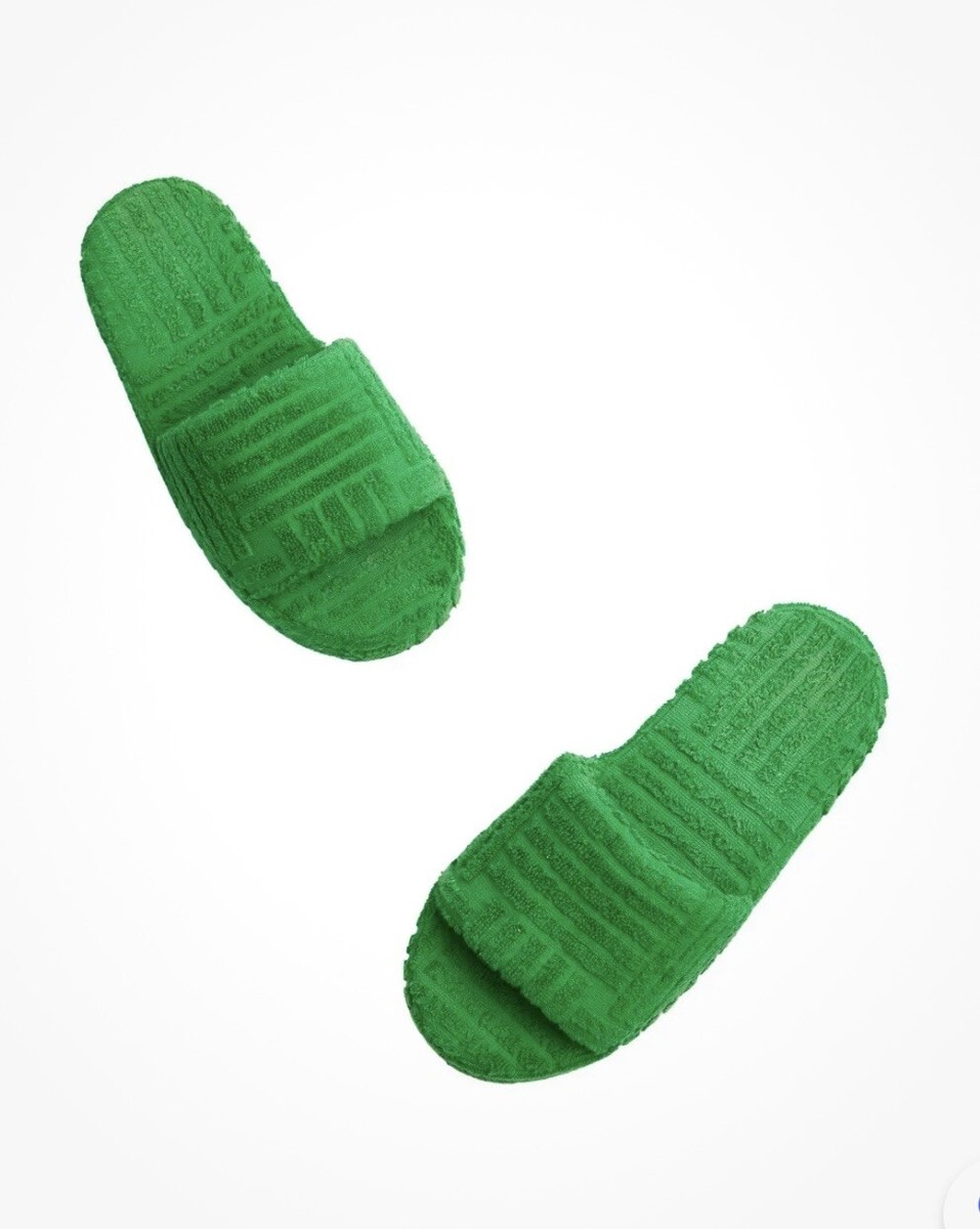 Fashion Designer Inspired Kelly Green Terry Cloth Platform  display picture 2