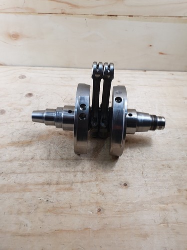 KTM SUPERDUKE 1290 R 2014-2016 Crankshaft Assy Low Miles - Picture 10 of 15