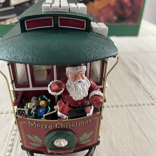 Vintage Dillards Trimmings Musical Trolley Car Original Box Works VIDEO - Picture 4 of 20