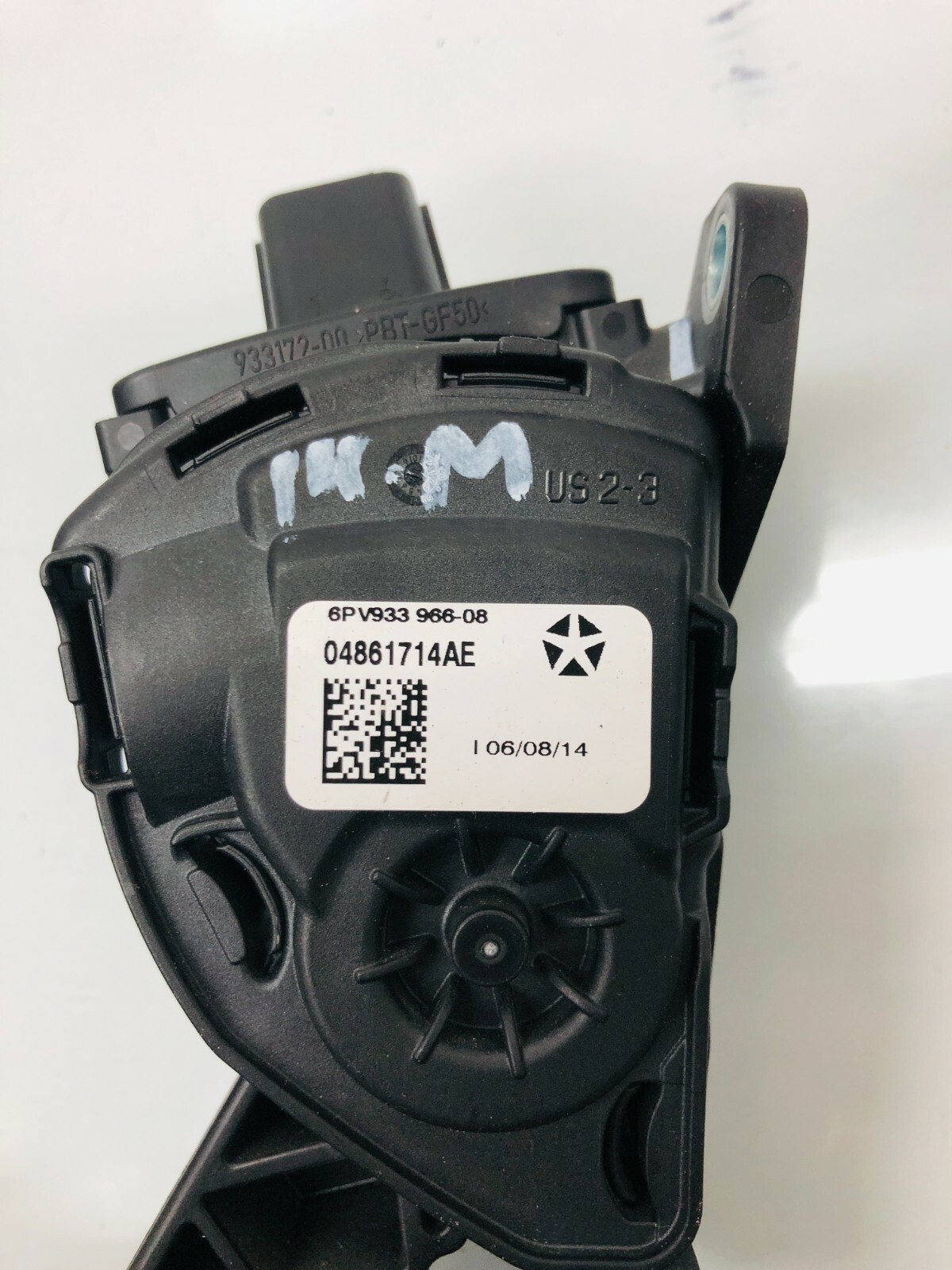 2014 - 2017 Maserati Ghibli Gas Pedal Accelerator OEM 04861714AE