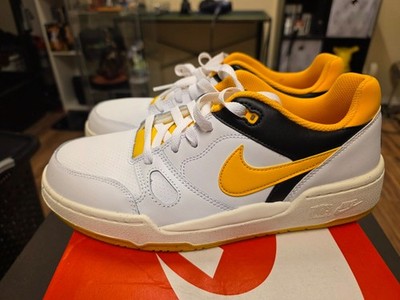 Size 9 - Nike Full Force Low White University Gold